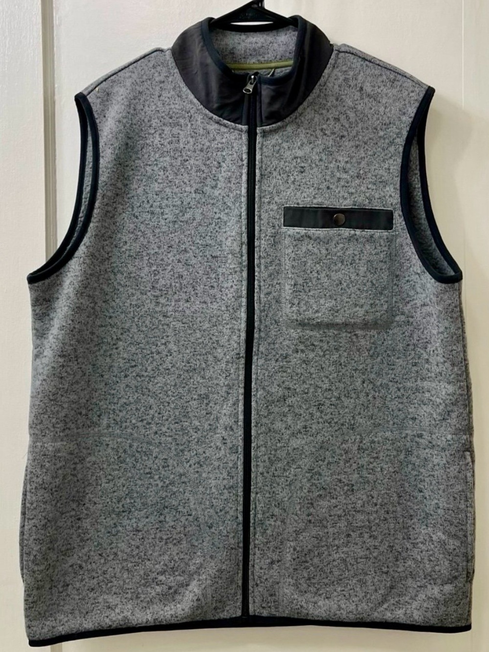 Men's Grey Sleeveless Zip Vest with Black Trim